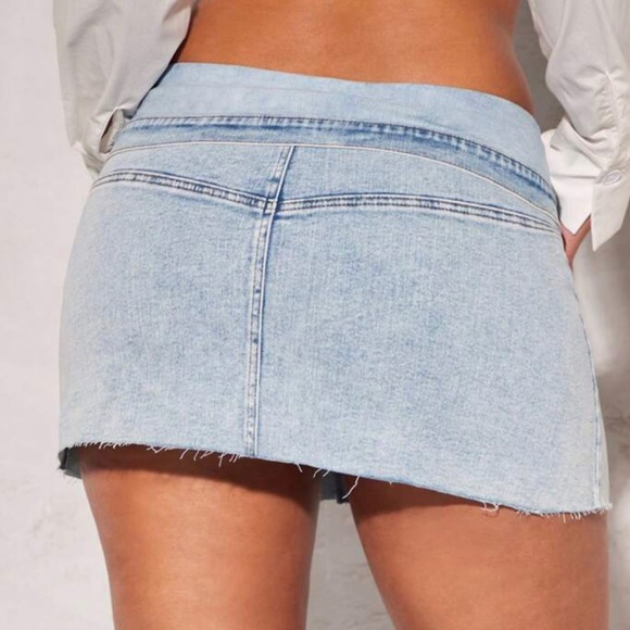 Mini skirt front side split - Picture 2 of 2